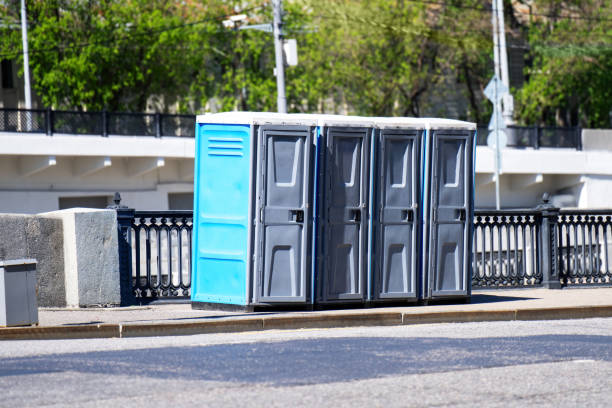 Porta potty delivery and setup in Sugar Grove, IL